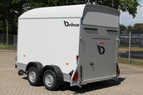 Debon Roadster 500 met Verkoopklep / 2000kg