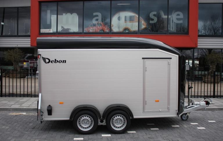 Debon Roadster 700 Aluminium / 2600kg (extra zijdeur)