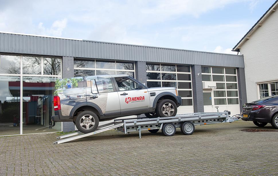 Henra Autotransporter 2as 453x222cm 3500kg